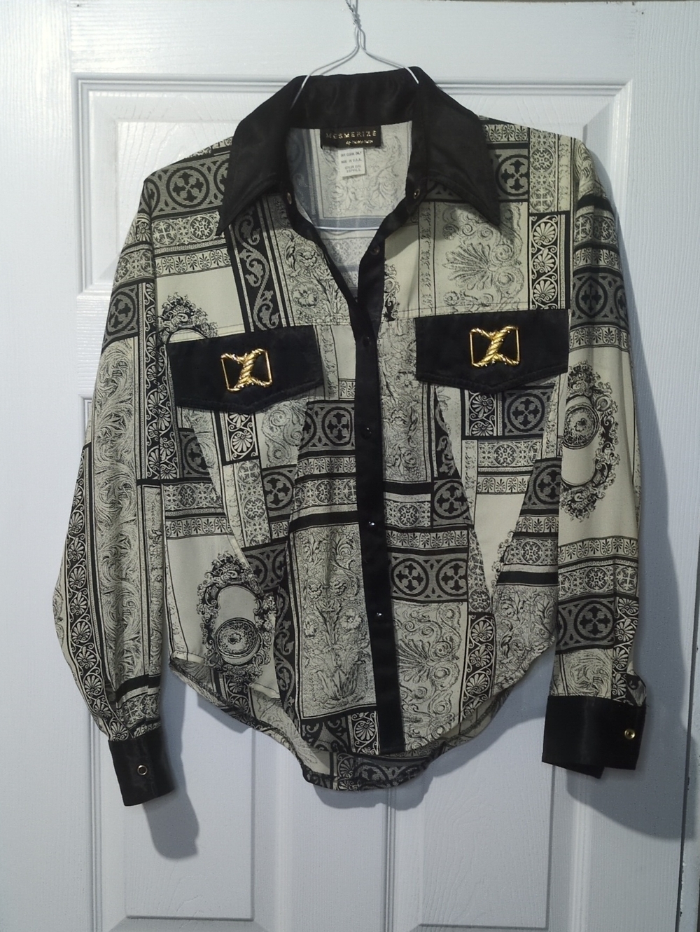 Y2K Whimsi Goth 90's Baroque Lightweight Vintage Gold Accent Dark Academia Dark
